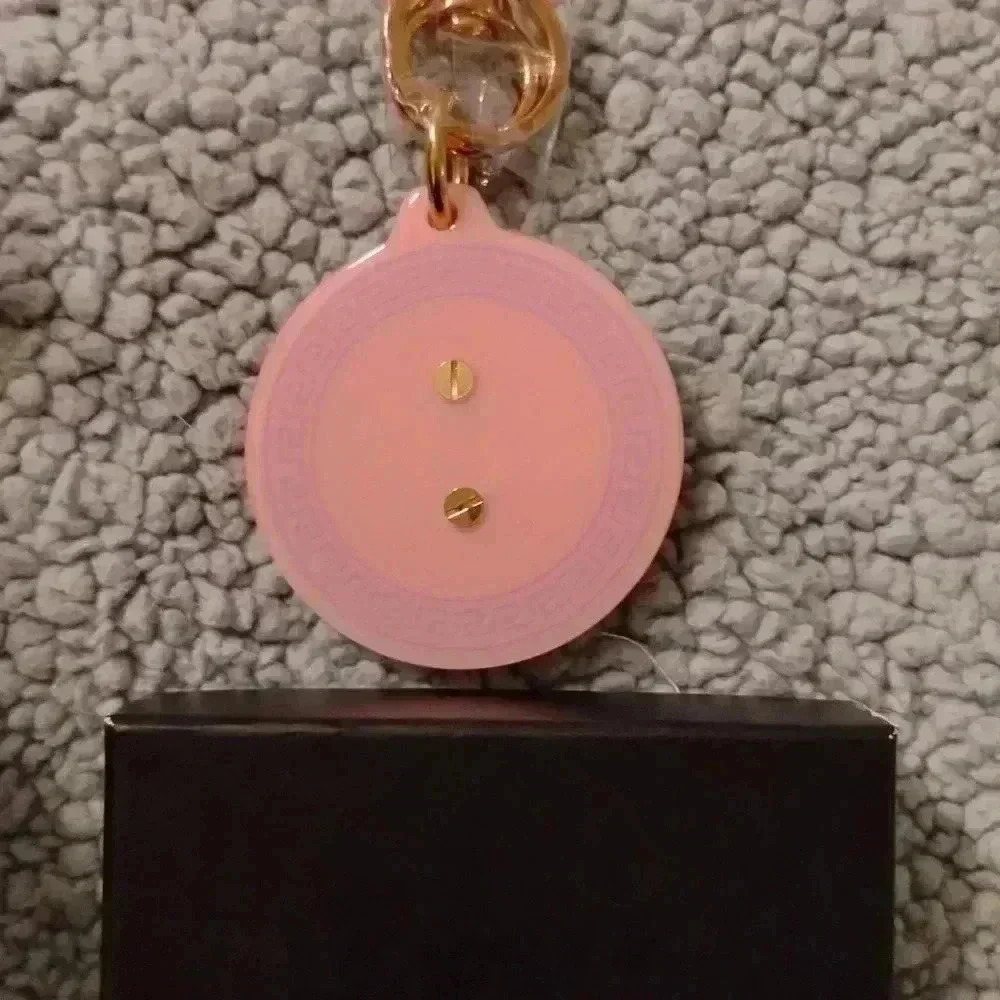 Versace Iconic Medusa keychain New in the box rare - Picture 3 of 3